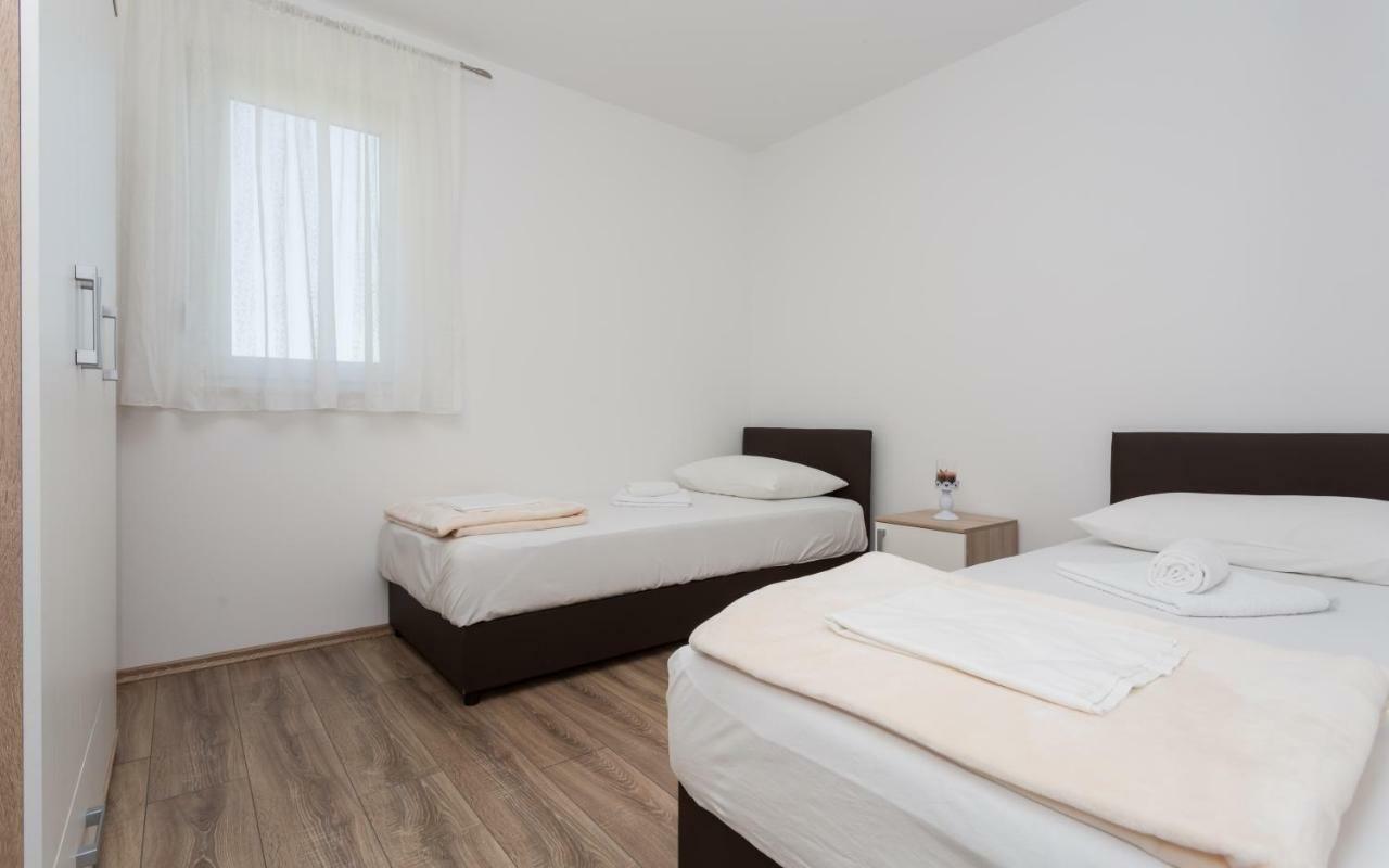 Apartments Dordic バスカ エクステリア 写真