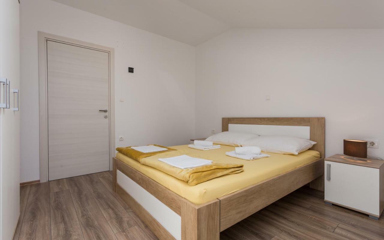 Apartments Dordic バスカ エクステリア 写真