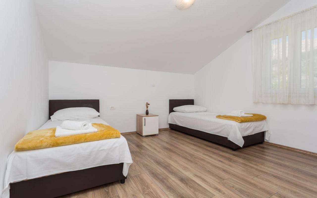Apartments Dordic バスカ エクステリア 写真